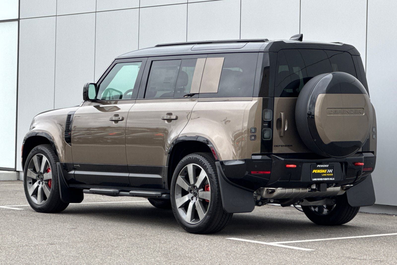 2026 Land Rover Defender 110 X