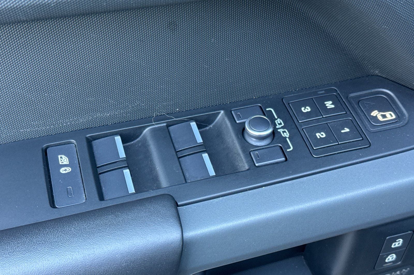 2022 Land Rover Defender 110 X