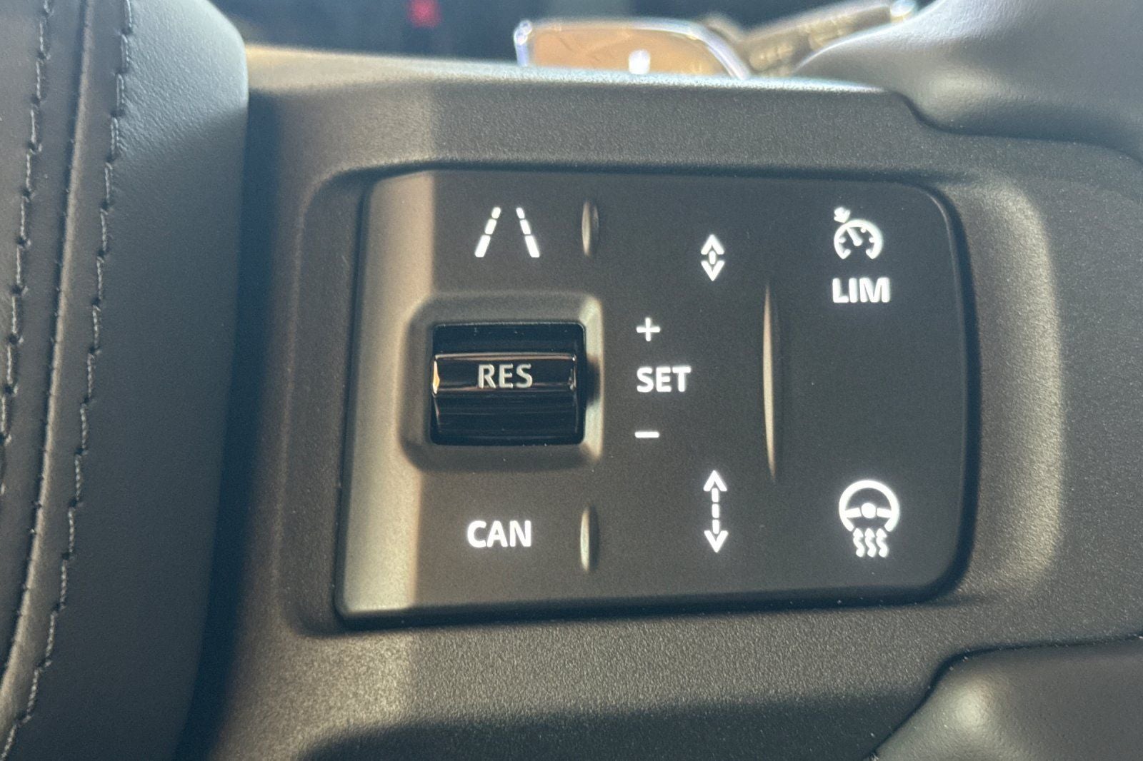 2026 Land Rover Defender 110 V8