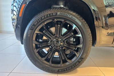 2026 Land Rover Defender 110 V8