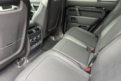 2026 Land Rover Defender 110 OCTA Black