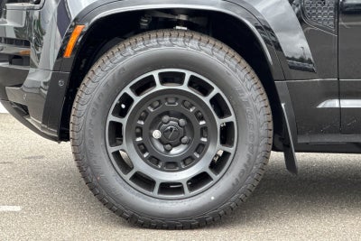 2026 Land Rover Defender 110 OCTA Black