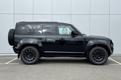 2026 Land Rover Defender 110 OCTA Black