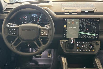 2026 Land Rover Defender 110 V8