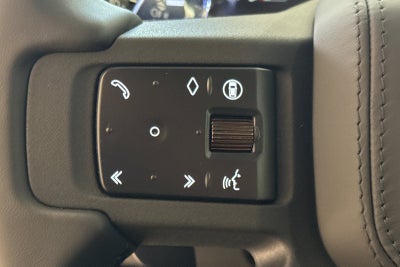 2026 Land Rover Defender 110 V8