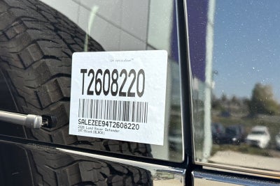 2026 Land Rover Defender 110 OCTA Black