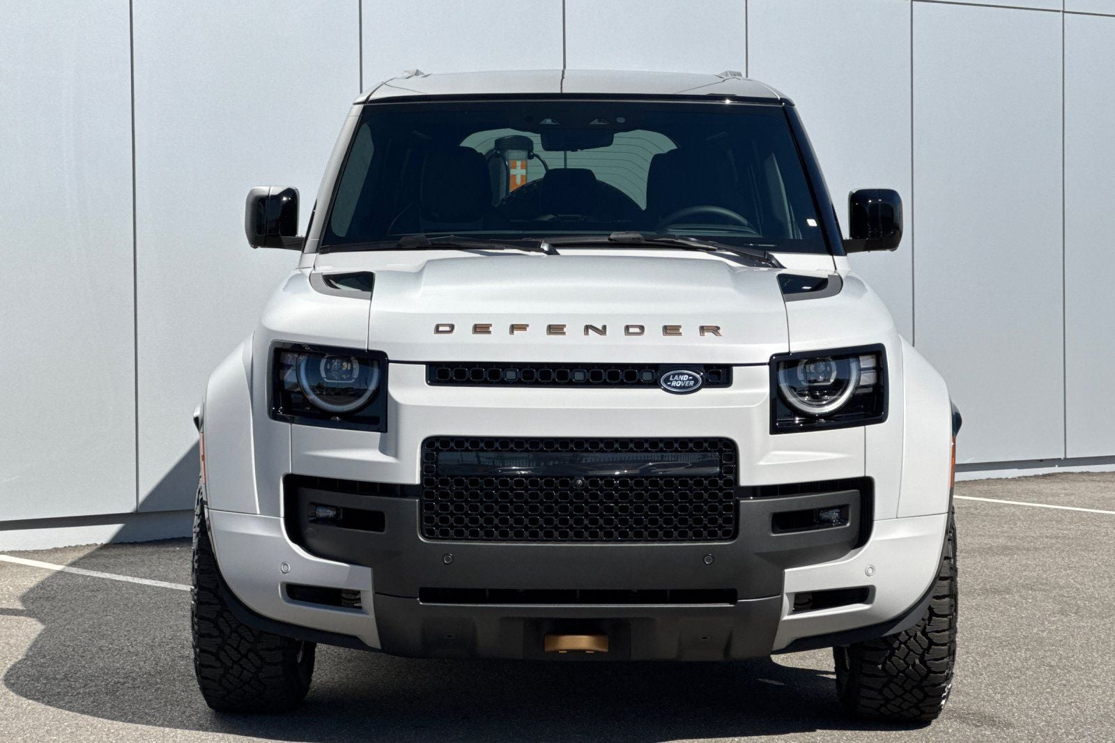 2026 Land Rover Defender 110 OCTA