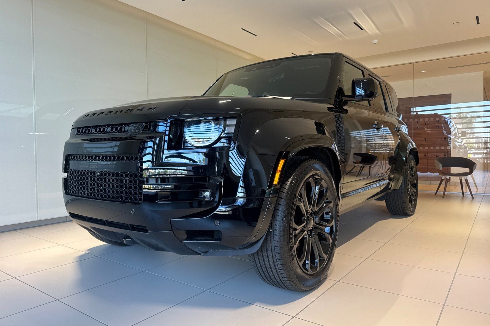 2026 Land Rover Defender 110 V8