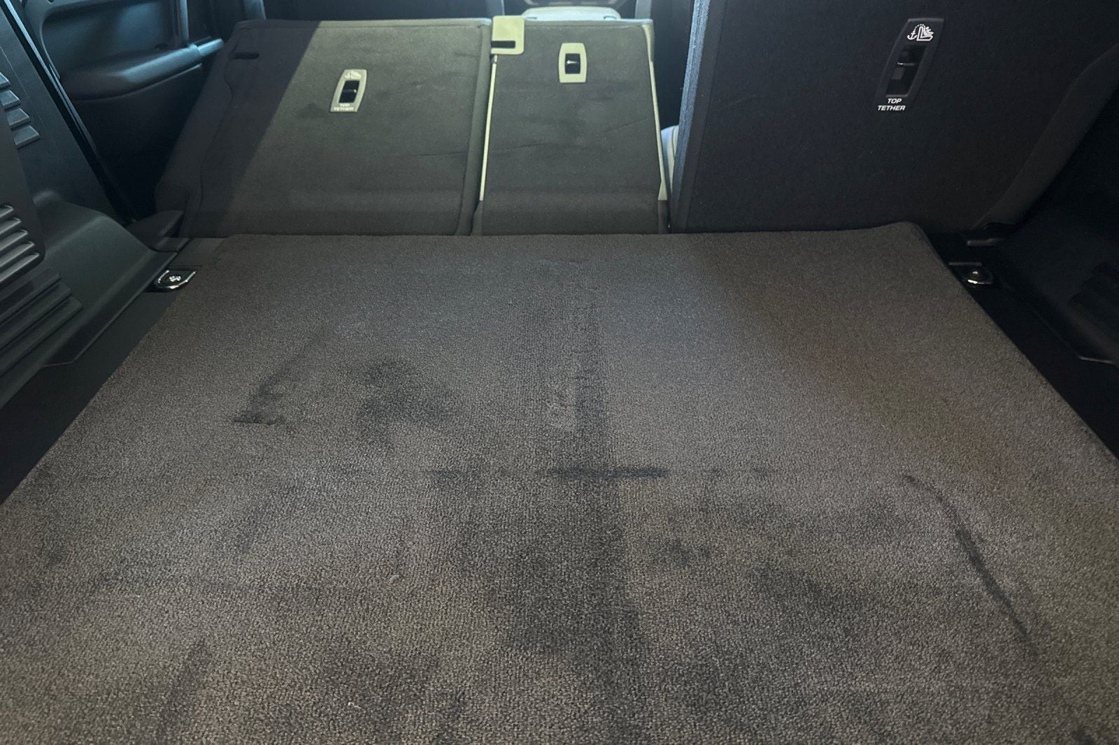 2026 Land Rover Defender 110 V8