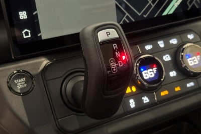 2026 Land Rover Defender 110 V8