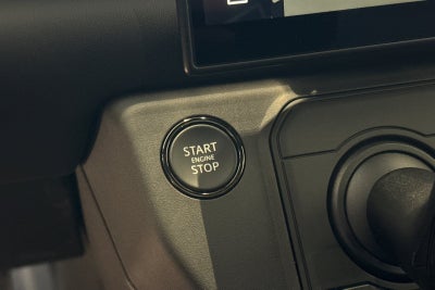 2026 Land Rover Defender 110 V8