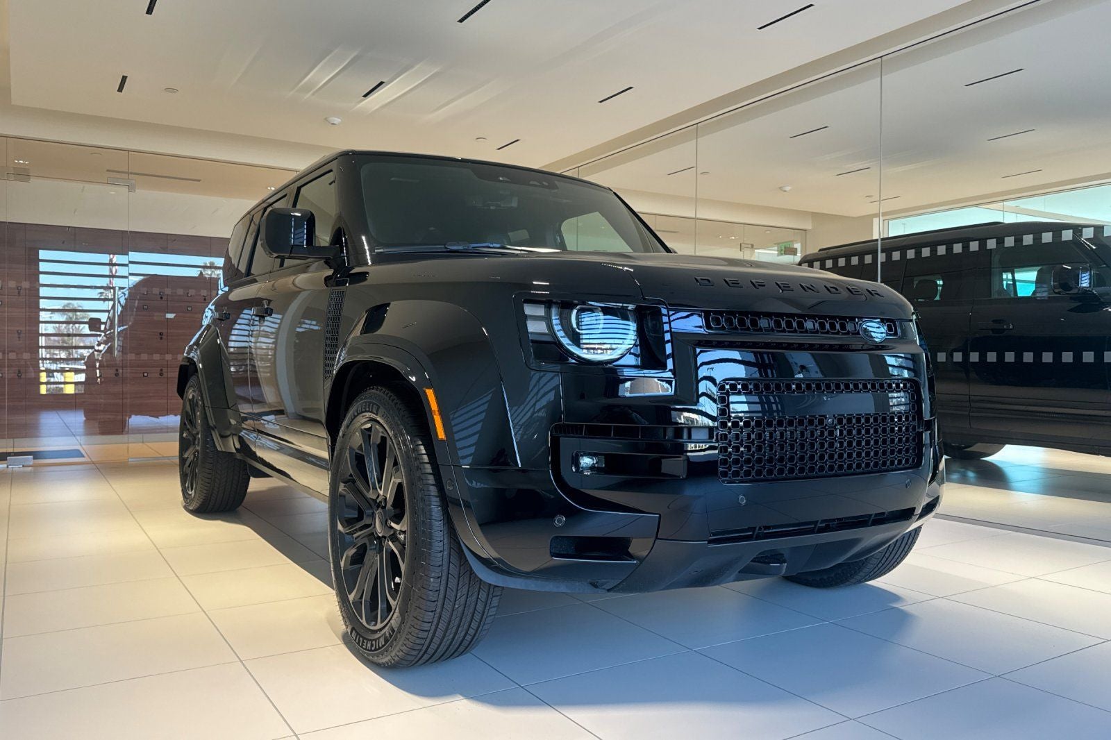 2026 Land Rover Defender 110 V8