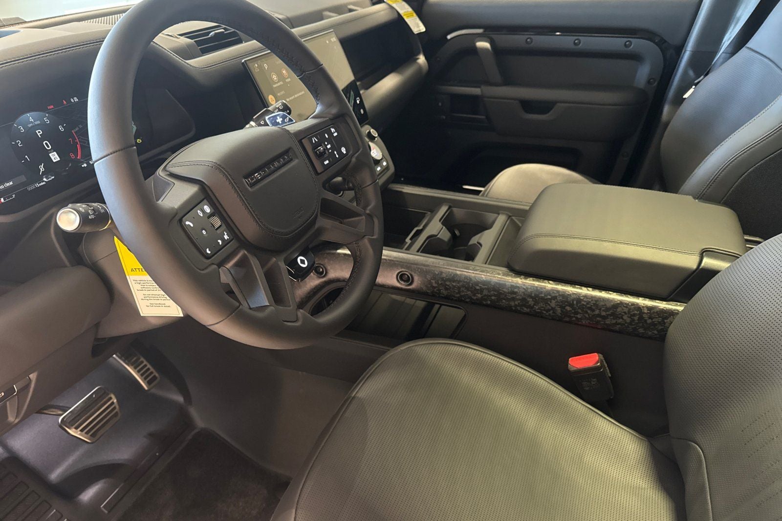 2026 Land Rover Defender 110 V8