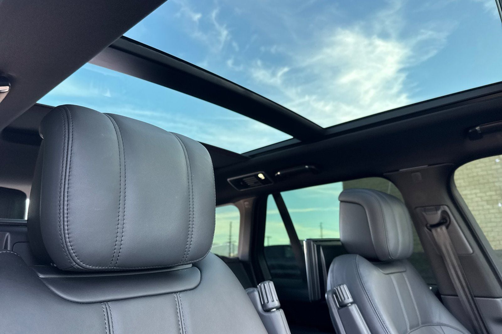 2022 Land Rover Range Rover Westminster