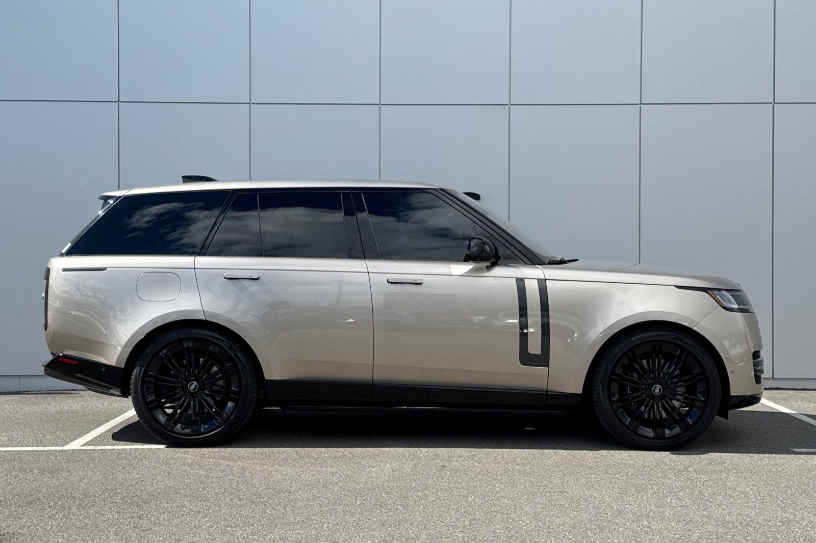 2023 Land Rover Range Rover Autobiography