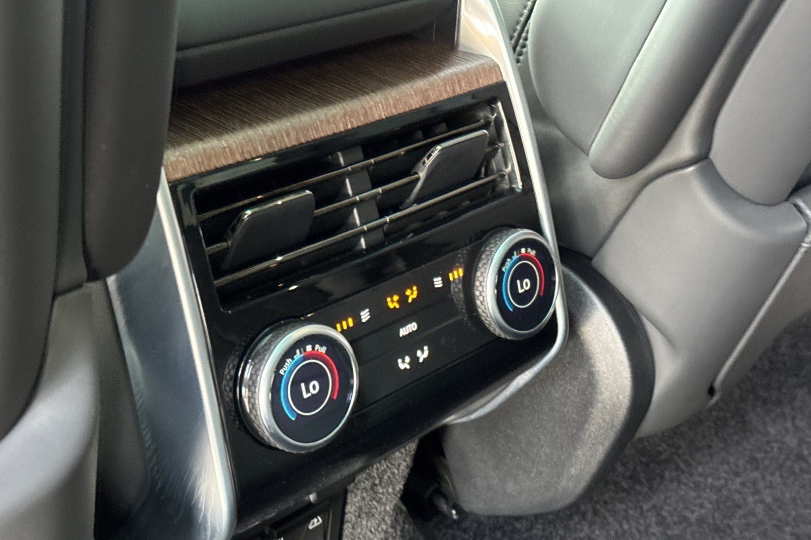 2024 Land Rover Range Rover Plug-In Hybrid Autobiography