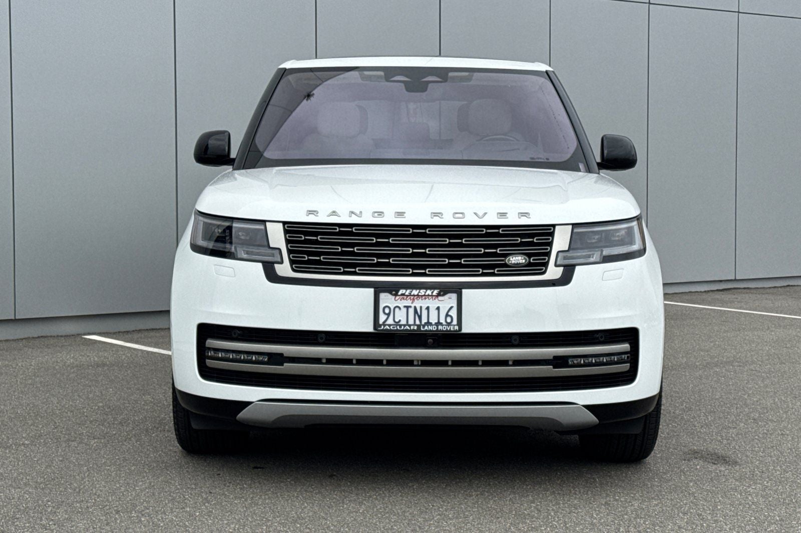 2023 Land Rover Range Rover SE