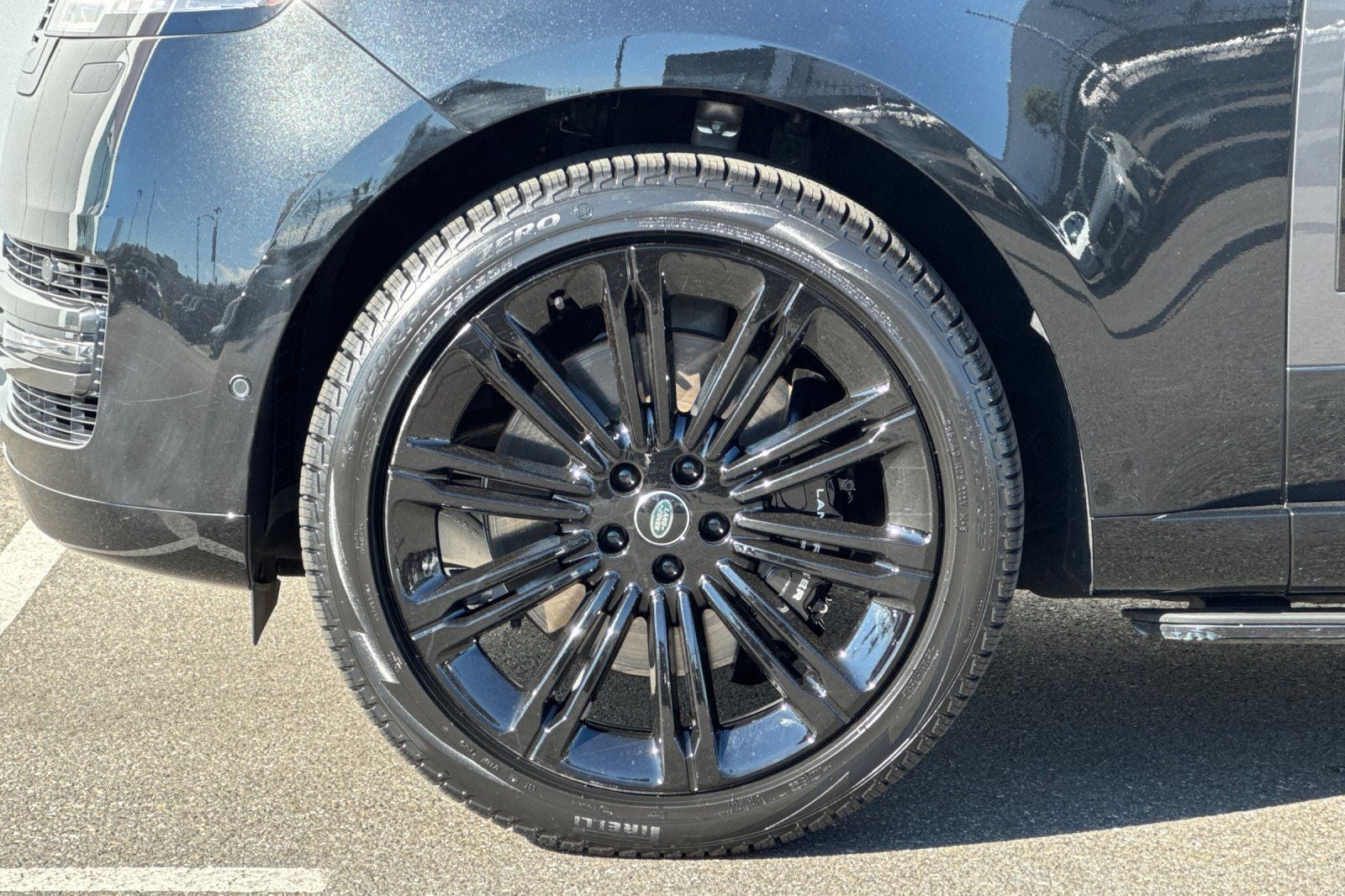 2023 Land Rover Range Rover SE