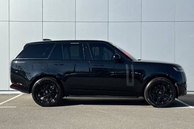 2023 Land Rover Range Rover SE