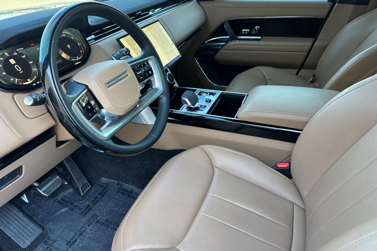 2023 Land Rover Range Rover SE