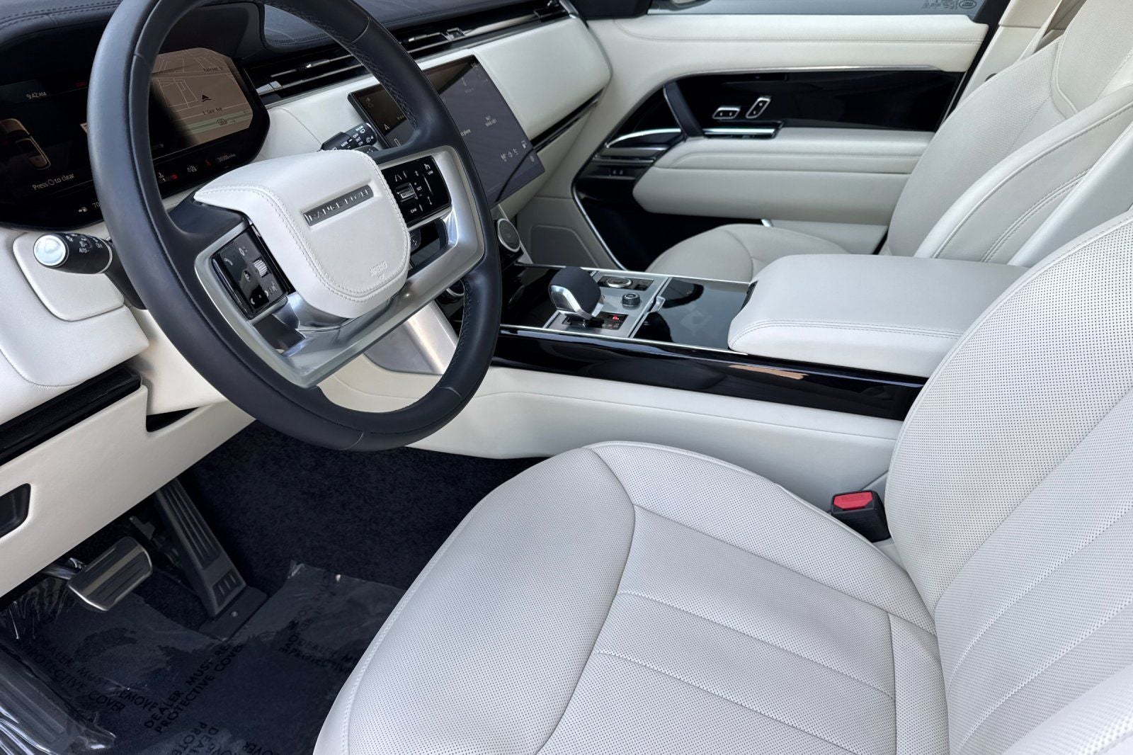 2023 Land Rover Range Rover SE