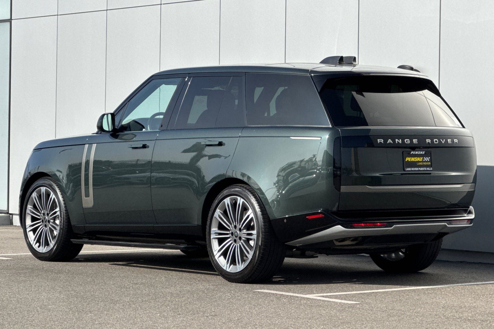 2023 Land Rover Range Rover SE