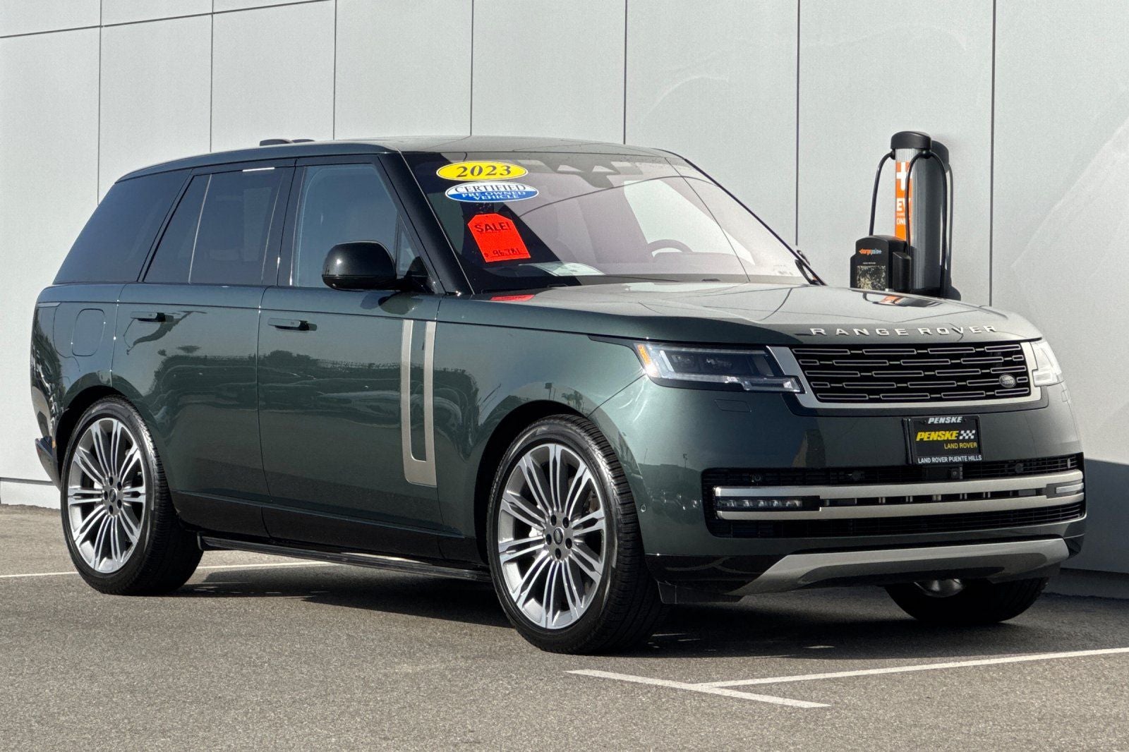 2023 Land Rover Range Rover SE
