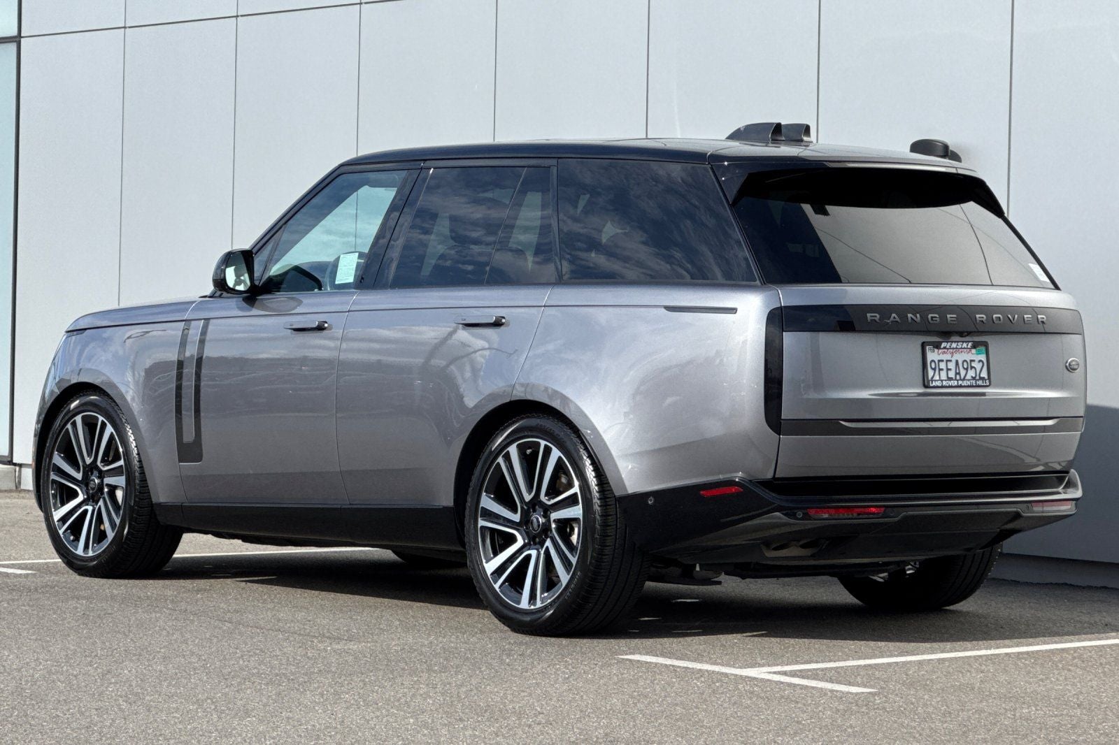 2023 Land Rover Range Rover SE