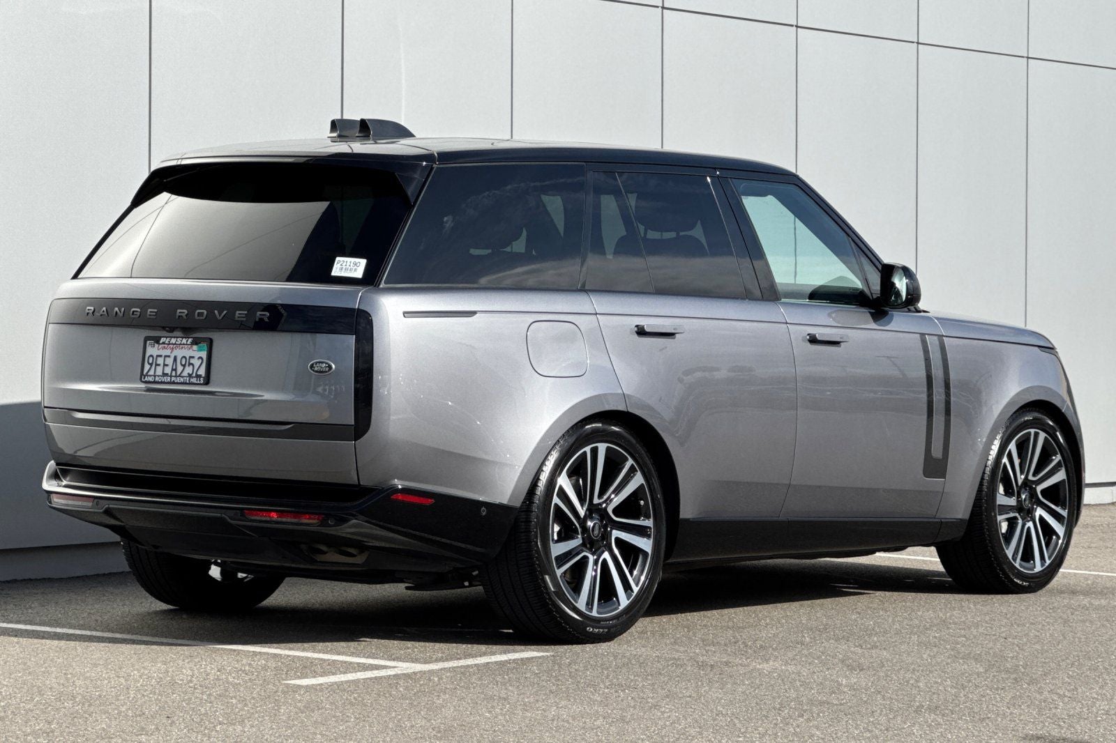 2023 Land Rover Range Rover SE
