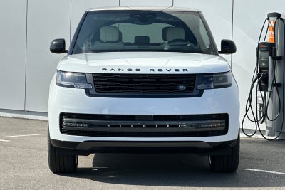 2025 Land Rover Range Rover SE