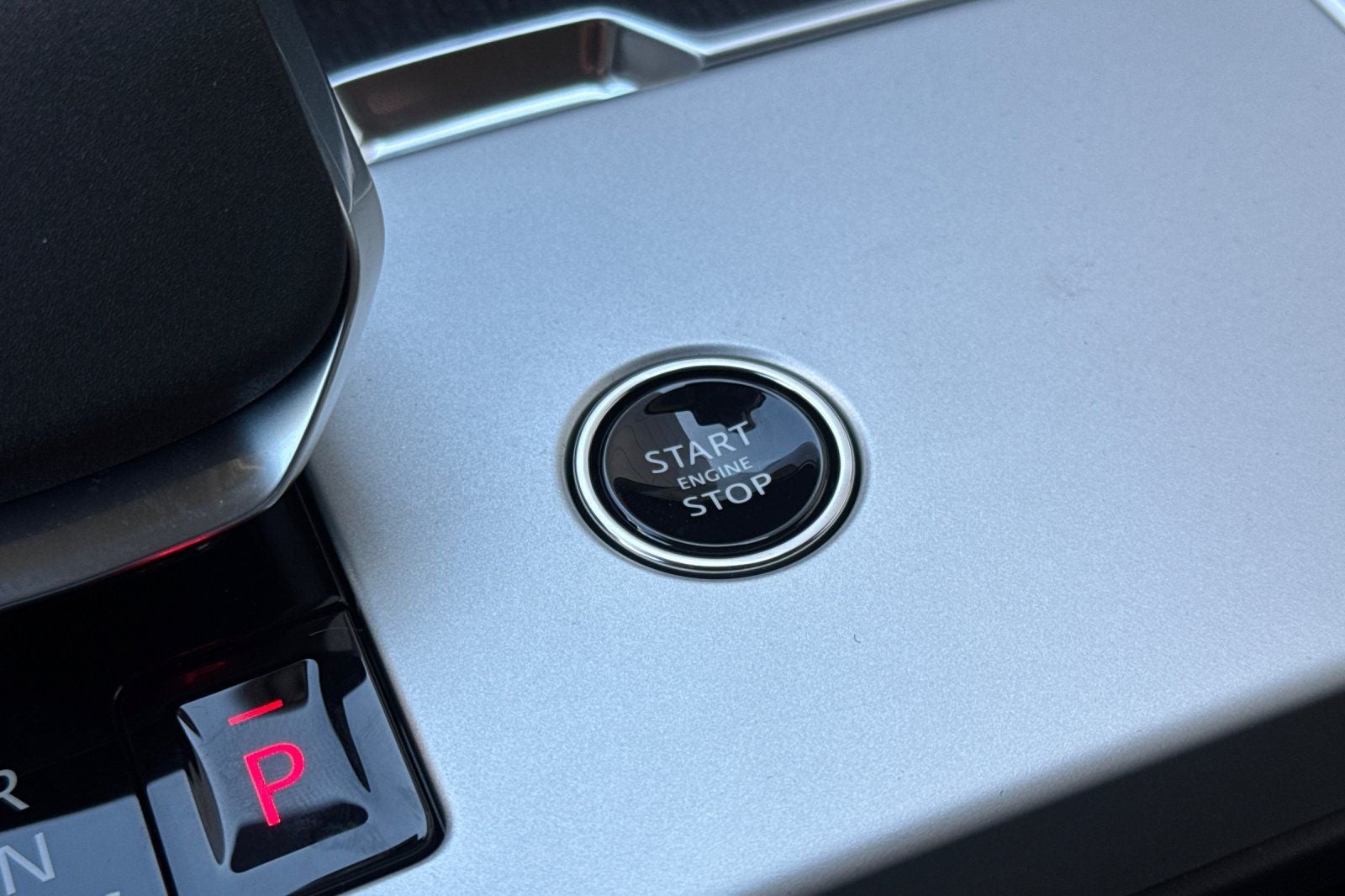 2026 Land Rover Range Rover SE