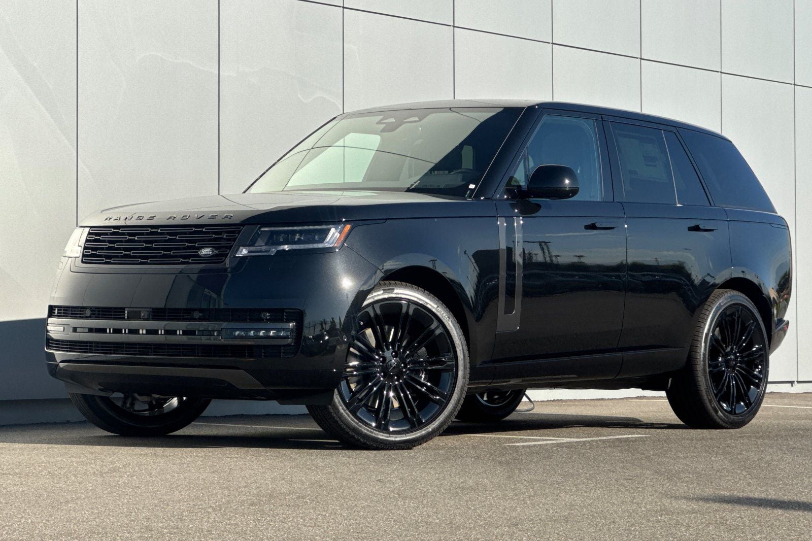 2026 Land Rover Range Rover SE