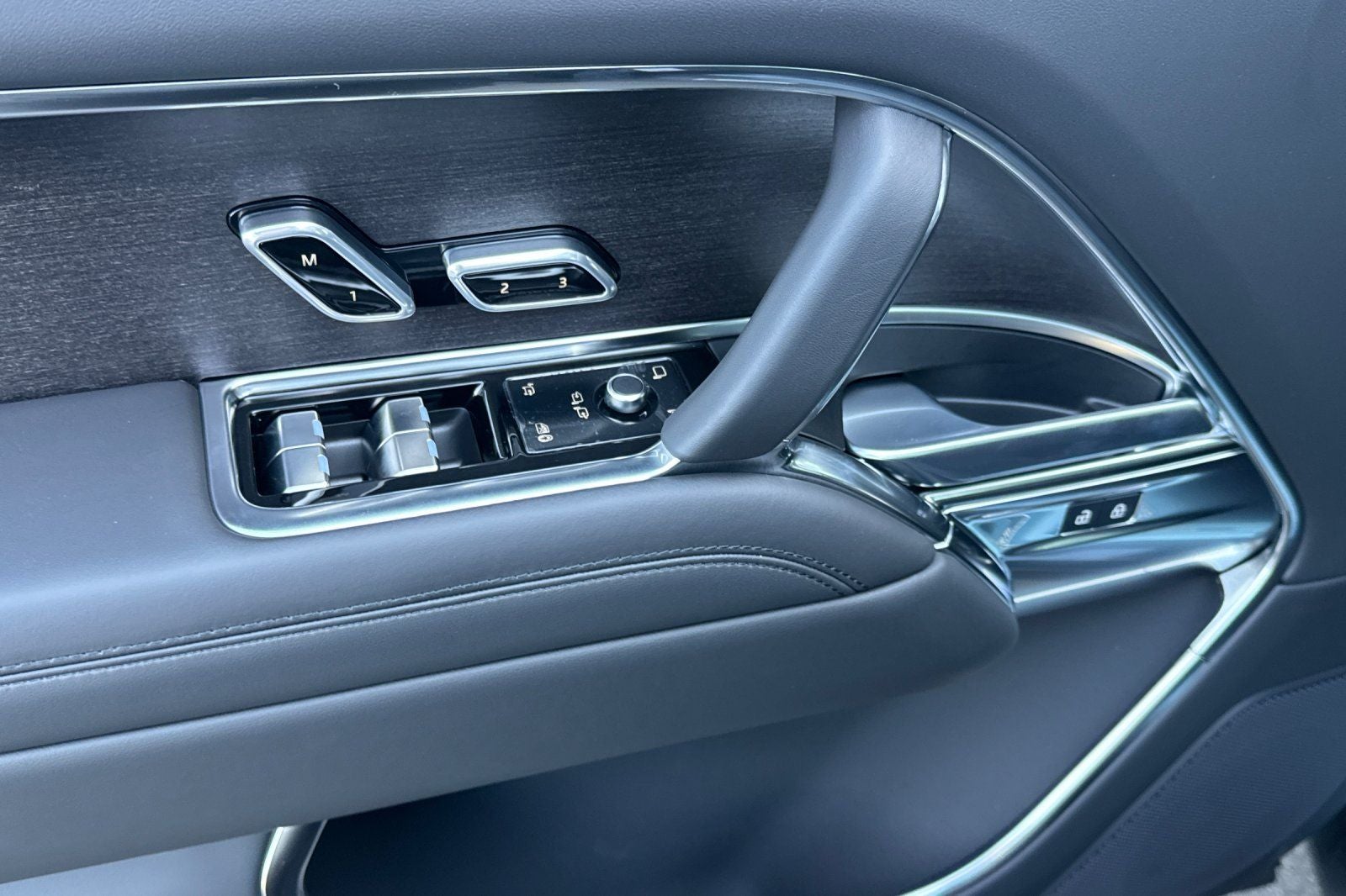 2026 Land Rover Range Rover SE