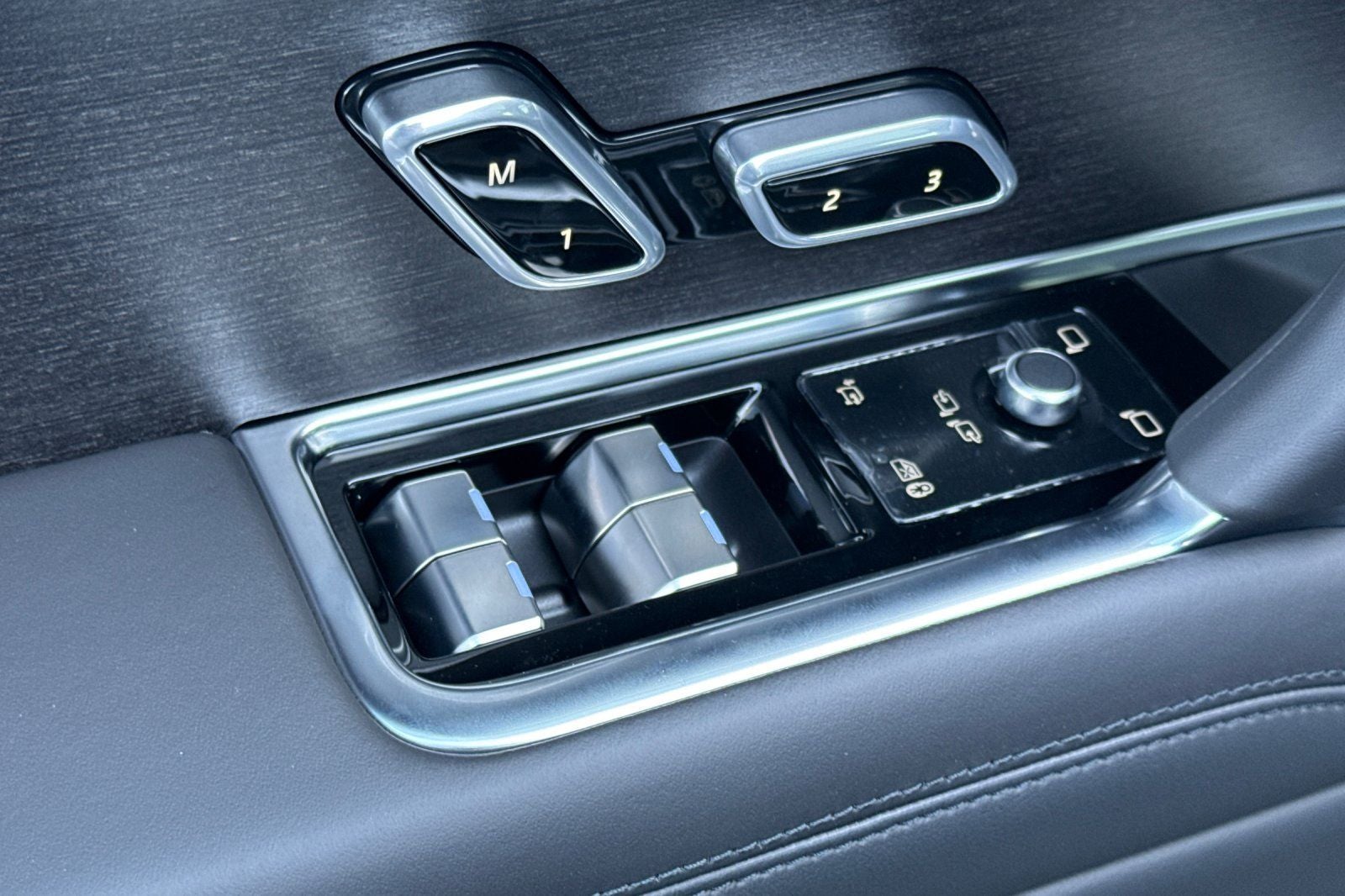 2026 Land Rover Range Rover SE