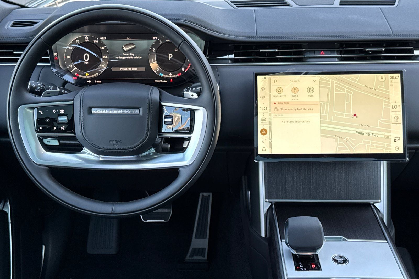 2026 Land Rover Range Rover SE