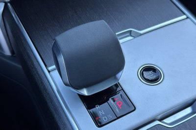 2026 Land Rover Range Rover SE