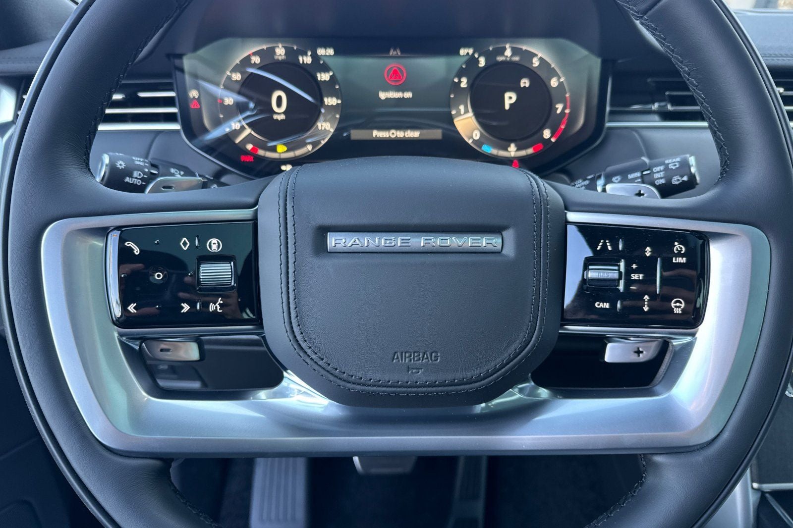 2026 Land Rover Range Rover SE