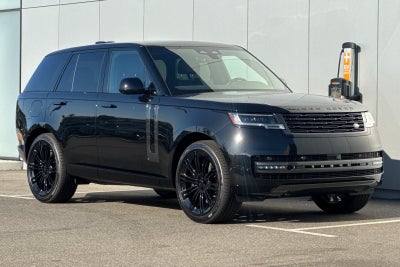 2026 Land Rover Range Rover SE