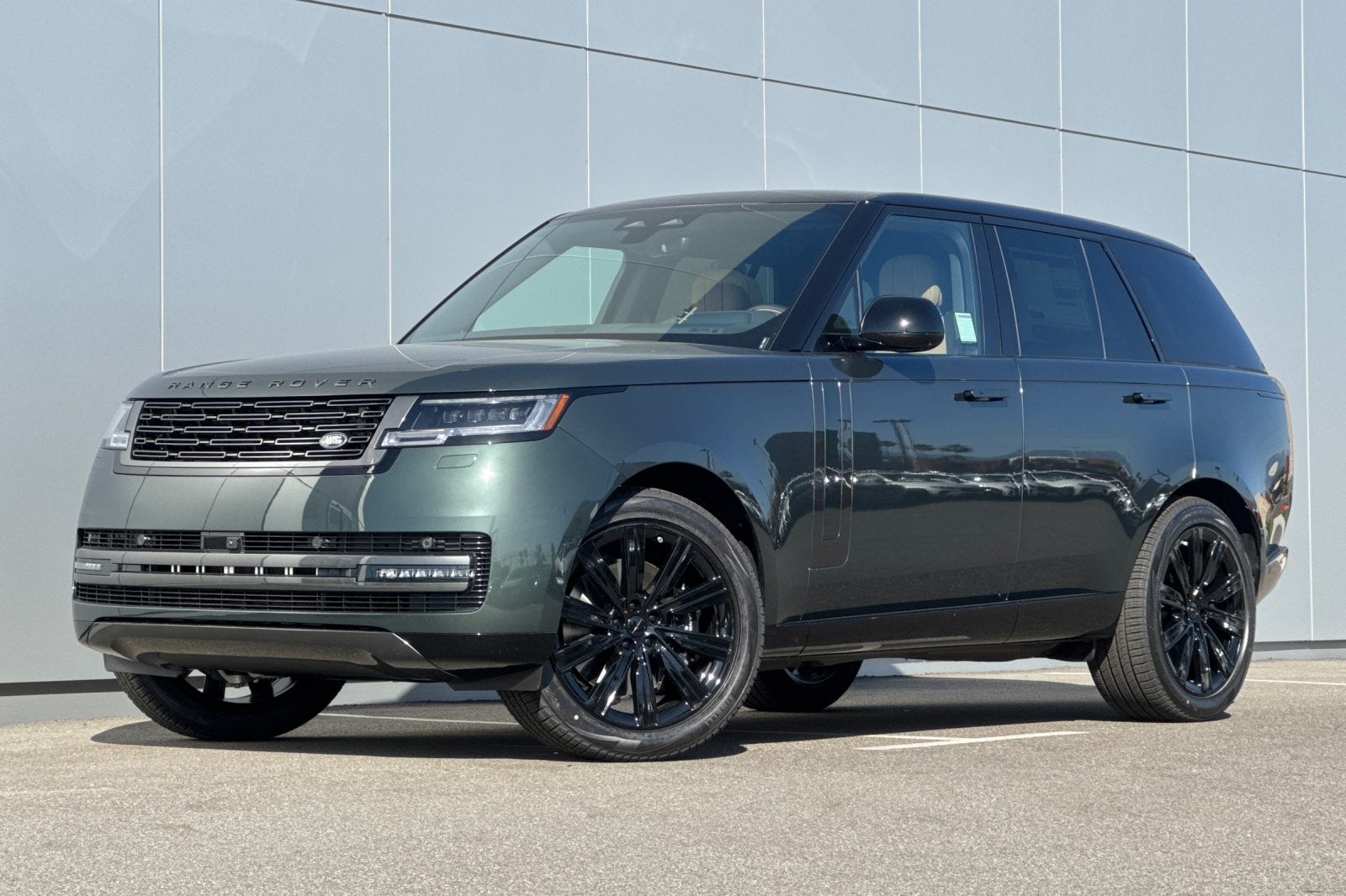 2026 Land Rover Range Rover SE