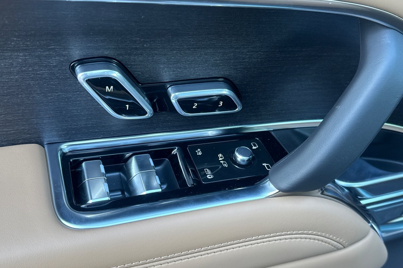 2026 Land Rover Range Rover SE