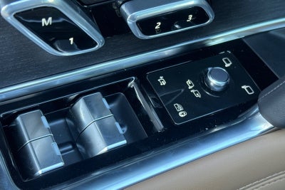 2026 Land Rover Range Rover SE