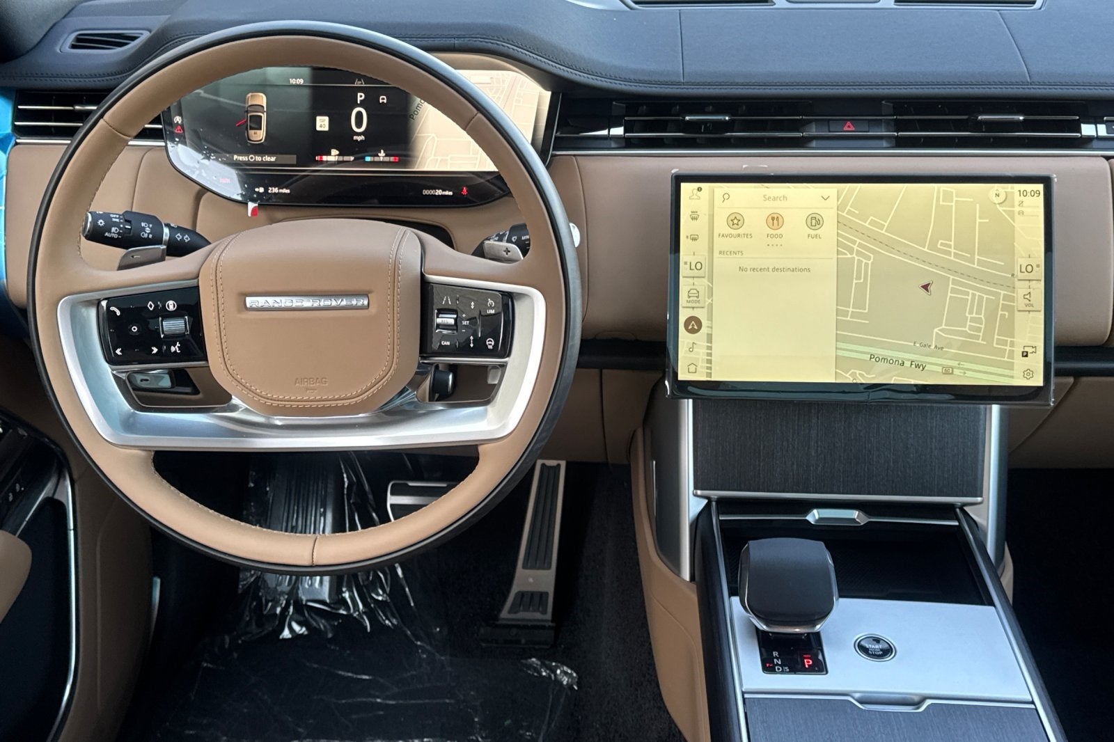 2026 Land Rover Range Rover SE