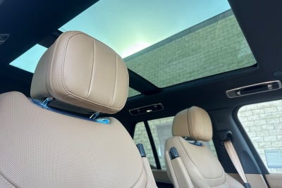 2026 Land Rover Range Rover SE