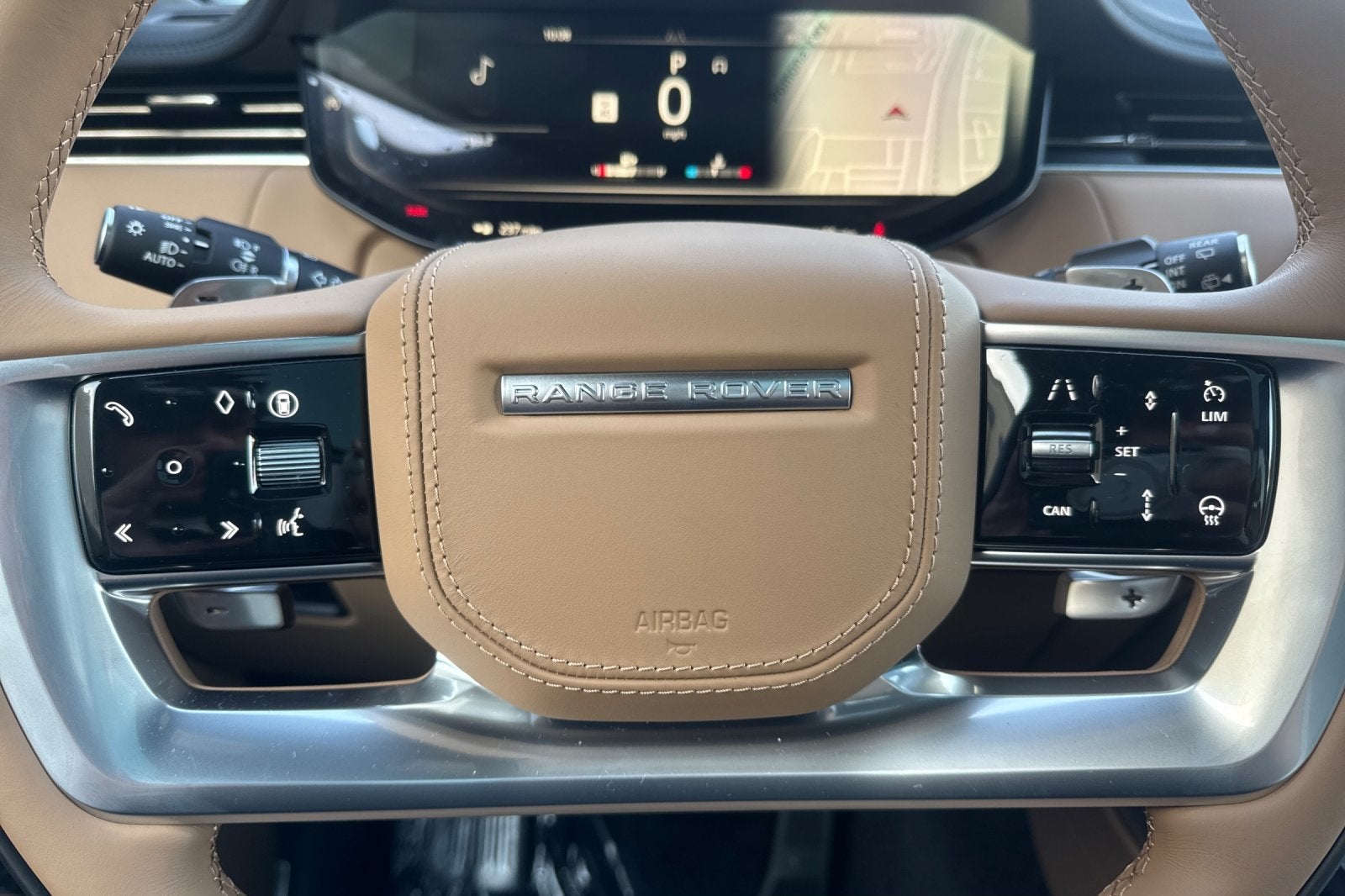 2026 Land Rover Range Rover SE