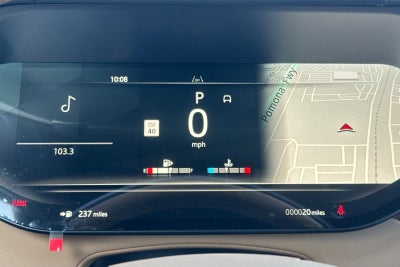 2026 Land Rover Range Rover SE