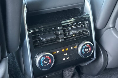 2026 Land Rover Range Rover SE