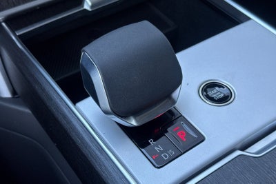 2026 Land Rover Range Rover SE