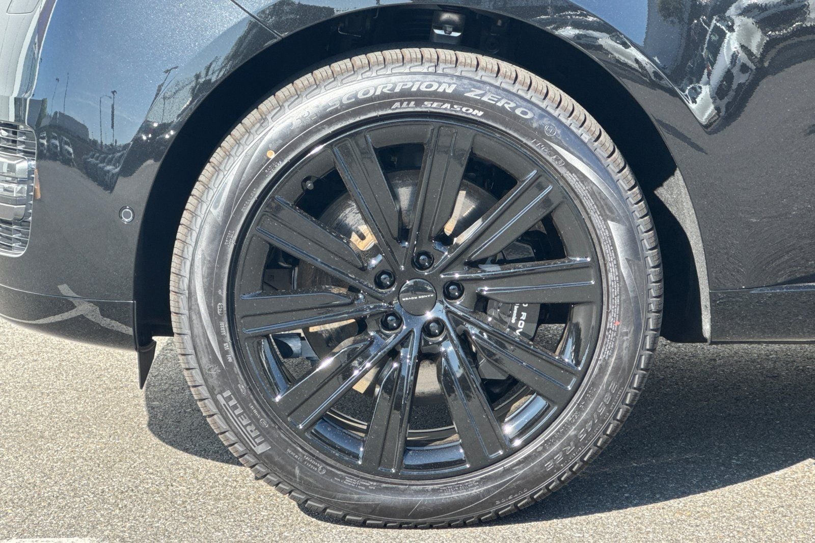 2026 Land Rover Range Rover SE