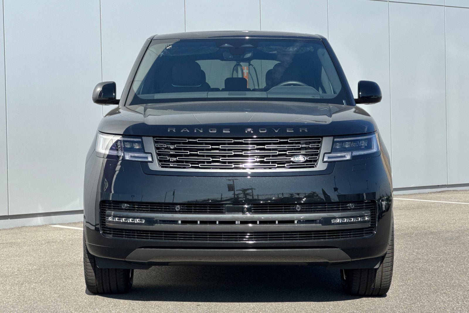 2026 Land Rover Range Rover SE