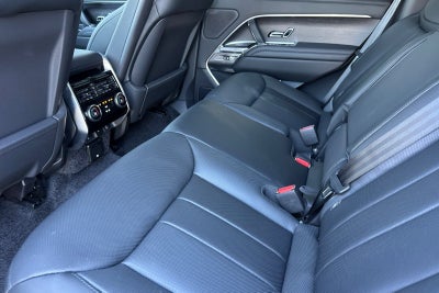 2026 Land Rover Range Rover SE